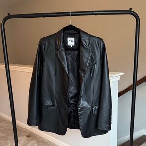 Zara Women's Black Blazer Jacket